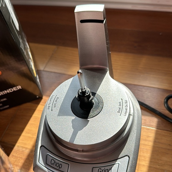 NEW in Box Cuisinart Elite Collection 4 Cup 1L Chopper/Grinder - Picture 6 of 12